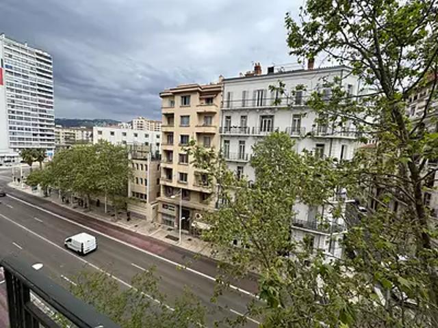 Toulon 83000 Achat / Vente appartement 5 pièces t5 cave