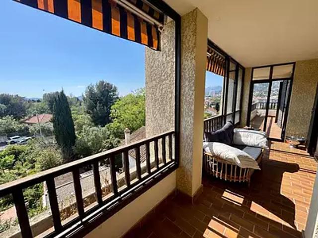 Toulon 83000 Achat / Vente appartement 5 pièces t5 terrasse cave