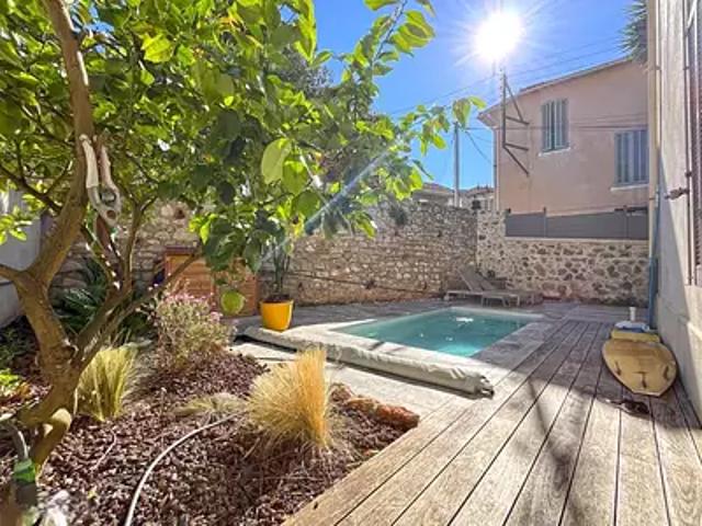 Toulon 83000 Achat / Vente maison 6 pièces t6 terrasse cave