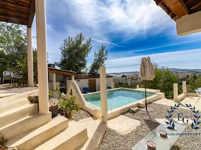 Toulon 83000 Achat / Vente maison 7 pièces t7 piscine terrasse