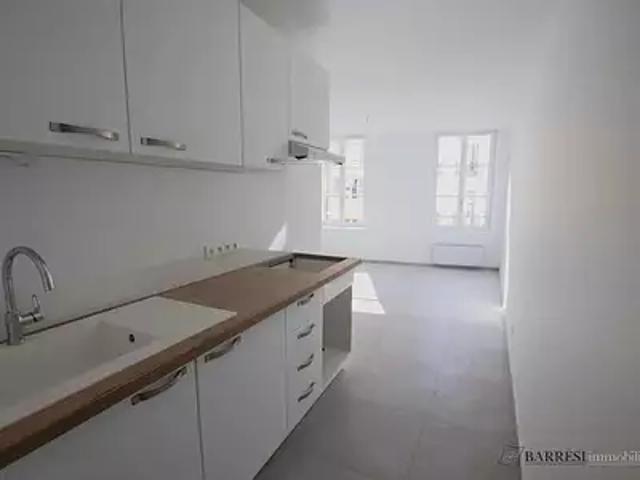 Toulon 83000 Location appartement 1 pièce t1