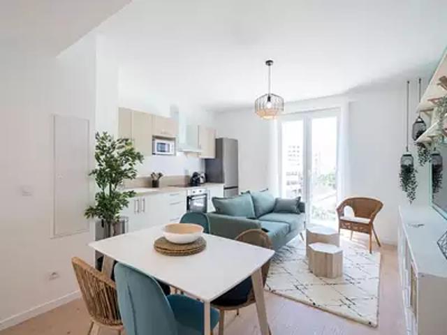 Toulon 83000 Location appartement 5 pièces t5 balcon