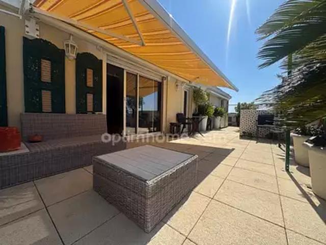 Toulon 83100 Achat / Vente appartement 4 pièces t4 au dernier étage