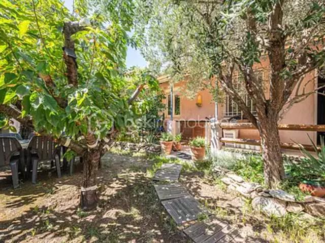 Toulon 83100 Achat / Vente maison 7 pièces t7 piscine terrasse