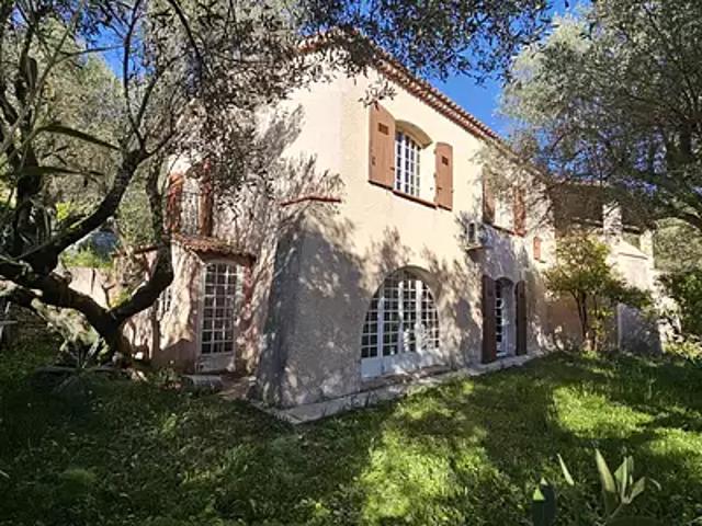 Toulon 83100 Achat / Vente maison 7 pièces t7