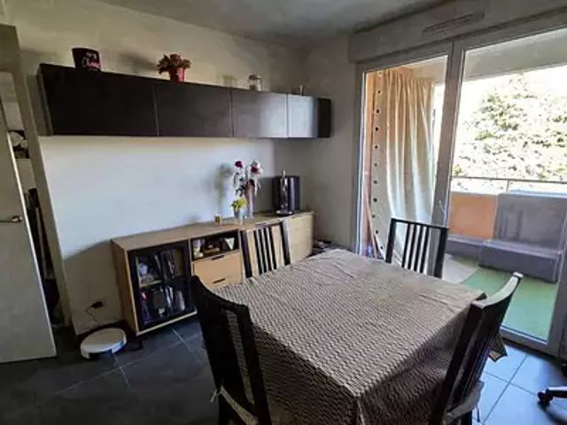 Toulon 83200 Achat / Vente appartement 3 pièces t3 au dernier étage