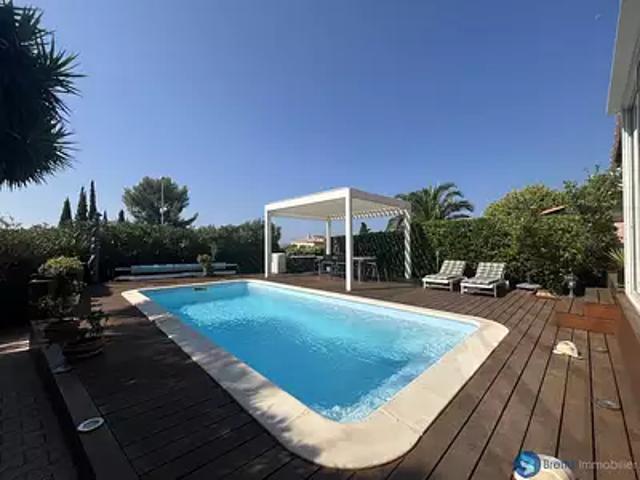 Toulon 83200 Achat / Vente maison 6 pièces t6 piscine jardin