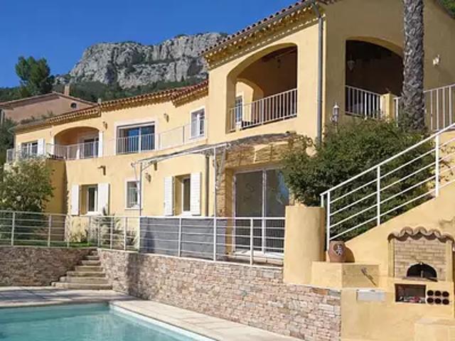 Toulon 83200 Achat / Vente maison 7 pièces t7 piscine jardin