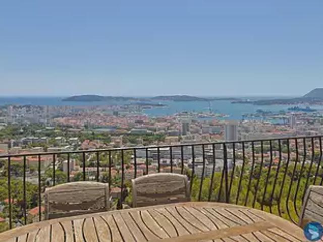 Toulon 83200 Achat / Vente maison 8 pièces t8 piscine jardin
