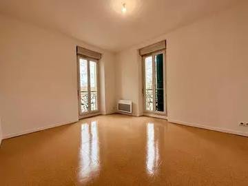 Toulon 83200 Location appartement 2 pièces t2 cave