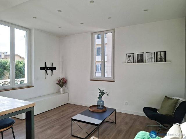 TOULON FARON TRES BEAU T3 MEUBLE