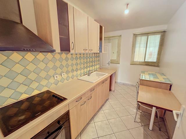 Toulon Ouest Appartement T3 de 52.35 m² balcon et cave 52m² Toulon