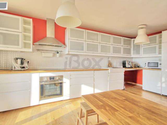 TOULOn, secteur Ouest Le Baou, sublime vue mer pour cette maison de 103m2 avec garage et stationnements