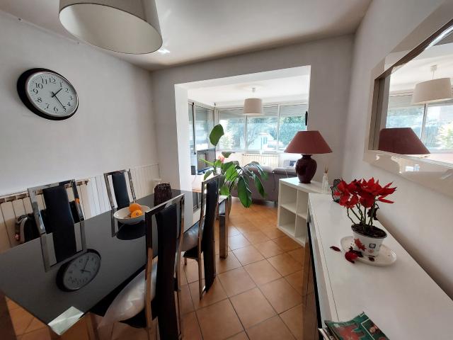 Toulon SUD EST Maison Mitoyenne avec jardin et 2 garages
