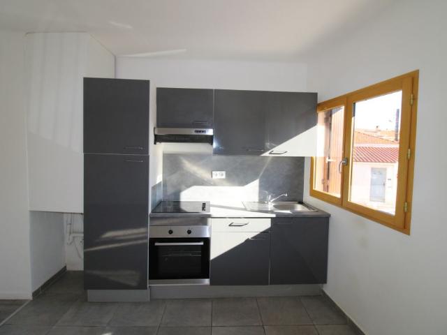 TOULON T2 de 54.11 m² au 1er et dernier étage