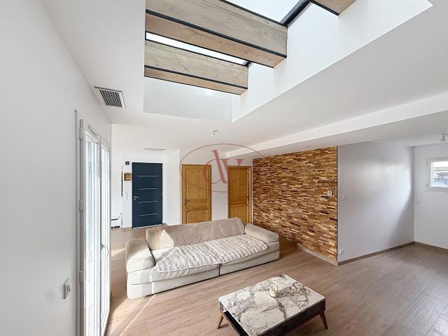 Toulouges, Villa récente 2017 134 m2 3 chambres, Bureau Piscine Suite parentale Exposition idéale