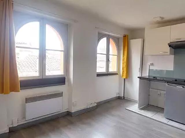 Toulouse 31000 Achat / Vente appartement 1 pièce t1 au dernier étage