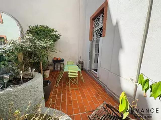 Toulouse 31000 Achat / Vente appartement 2 pièces t2 terrasse