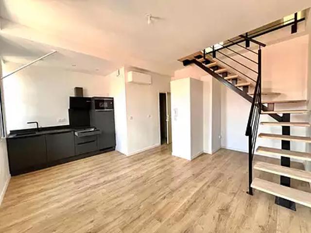 Toulouse 31000 Achat / Vente appartement 2 pièces t2 au dernier étage