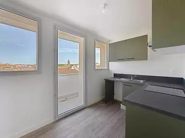 Toulouse 31000 Location appartement 3 pièces t3 au dernier étage