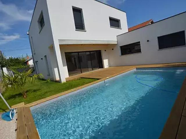 Toulouse 31000 Location maison 6 pièces t6 piscine
