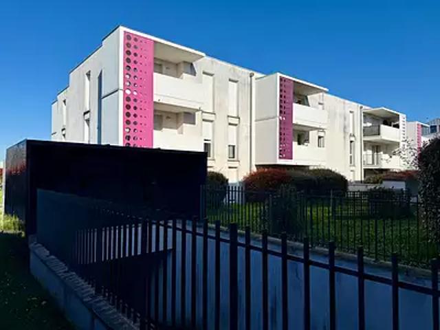 Toulouse 31200 Achat / Vente appartement 2 pièces t2 terrasse parking