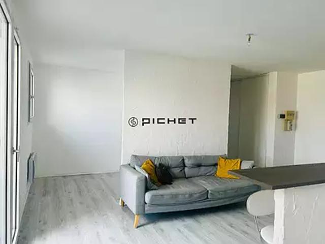 Toulouse 31200 Achat / Vente appartement 3 pièces t3 au dernier étage