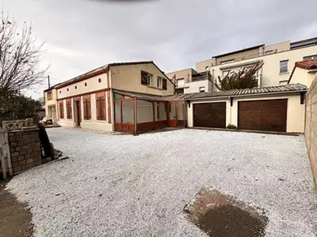 Toulouse 31200 Achat / Vente maison 5 pièces t5 jardin