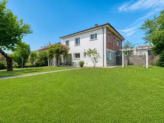 Toulouse 31200 Achat / Vente maison 6 pièces t6 jardin terrasse
