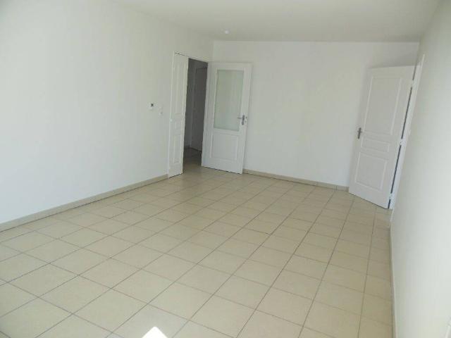 Toulouse 31200 Croix daurade Beau T4 Récent de 82.39m² Terrasse