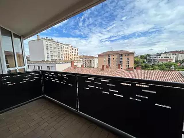 Toulouse 31400 Location appartement 1 pièce t1 balcon