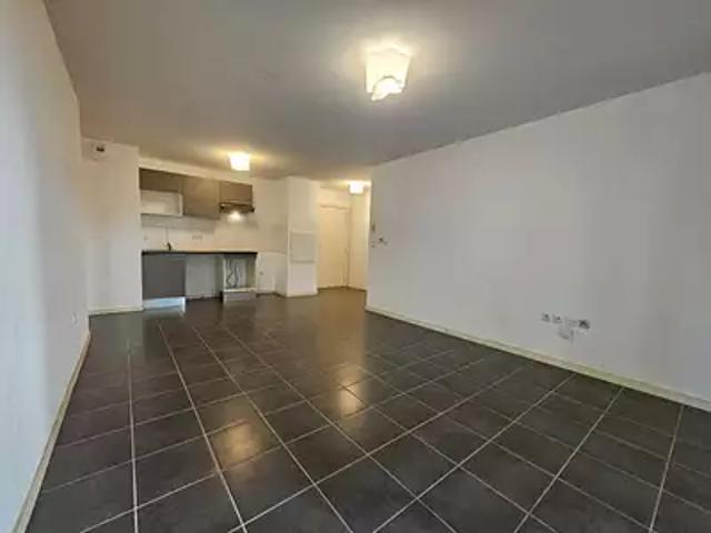 Toulouse 31400 Location appartement 3 pièces t3 terrasse