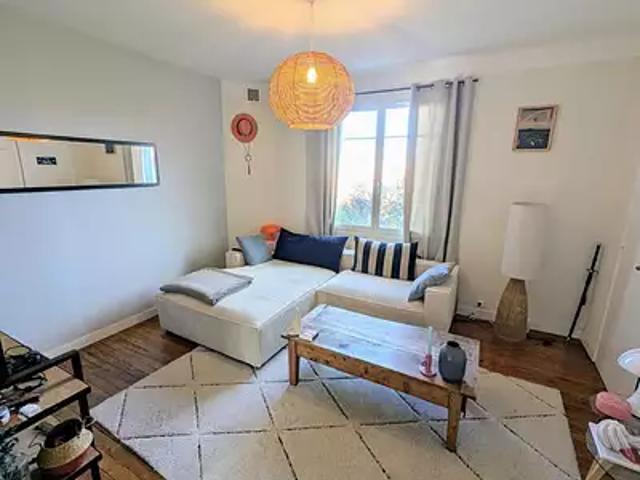 Toulouse 31400 Location appartement 3 pièces t3 au dernier étage balcon