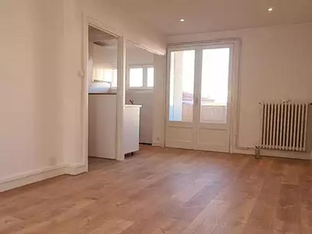 Toulouse 31500 Location appartement 4 pièces t4 terrasse