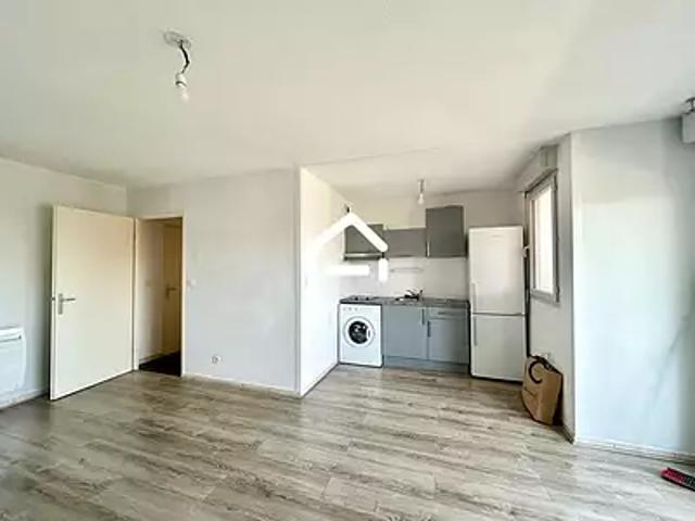 Toulouse 31500 Location appartement 2 pièces t2 piscine parking
