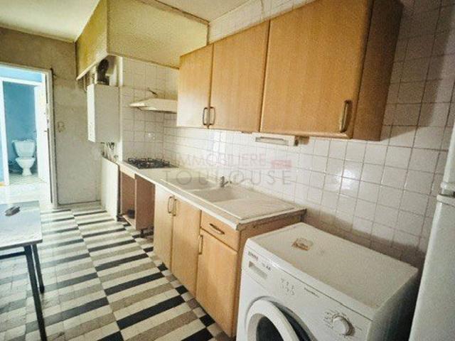 TOULOUSE AMOUROUX T3 DERNIER ETAGE + CAVE + PARKING