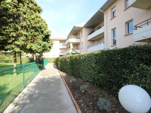 TOULOUSE: Appartement type 3 Croix Daurade