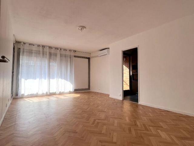 Toulouse Centre ville Appartement T3 de 75m2 avec garage et cave