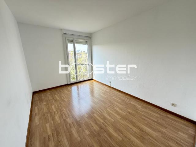Toulouse Place de Martigues – Beau 3 pièces lumineux avec balcon et parking, 4e étage