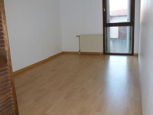 Toulouse, quartier Bonnefoy, T4 de 85 m2 avec parking