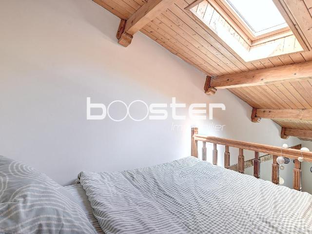 Toulouse Rangueil – Studio duplex 26,5 m² avec balcon de 3 m² au 2e étage, calme et lumineux ayant une vue dégagée