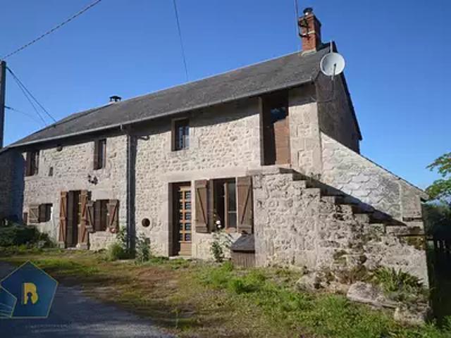 Toulx Sainte Croix 23600 Achat / Vente maison 7 pièces t7 jardin