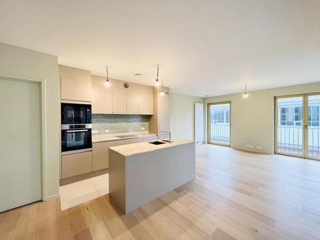 TOUR&TAXIS ALMOST NEW APARTMENT SOUTH WEST TERRACE!