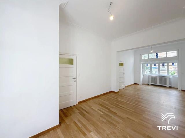 TOUR & TAXIS – Prachtige woning met 4 slaapkamers, terras en tuin!