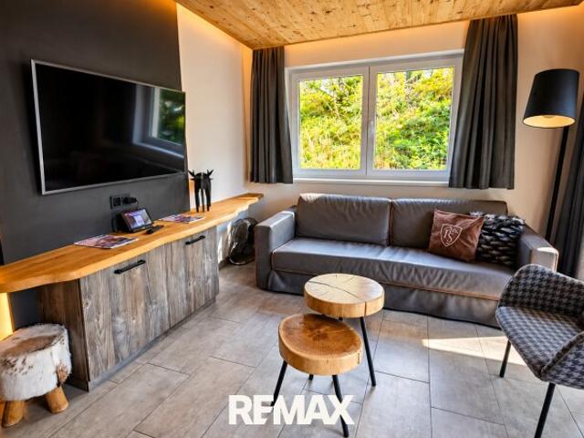 Touristisches Apartment in Kaprun mit 2 Schlafzimmern, Terrasse & Blick zum Kitzsteinhorn