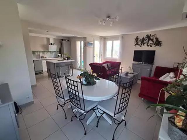 Tournon sur Rhône 07300 Achat / Vente appartement 3 pièces t3 au dernier étage