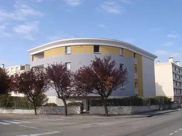 Tournon sur Rhône 07300 Location appartement 3 pièces t3 au dernier étage