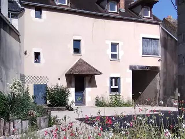 Tournon Saint Martin 36220 Achat / Vente maison 9 pièces t9 au dernier étage