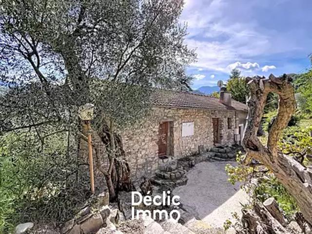Tournefort 06420 Achat / Vente maison 16 pièces t16 terrasse