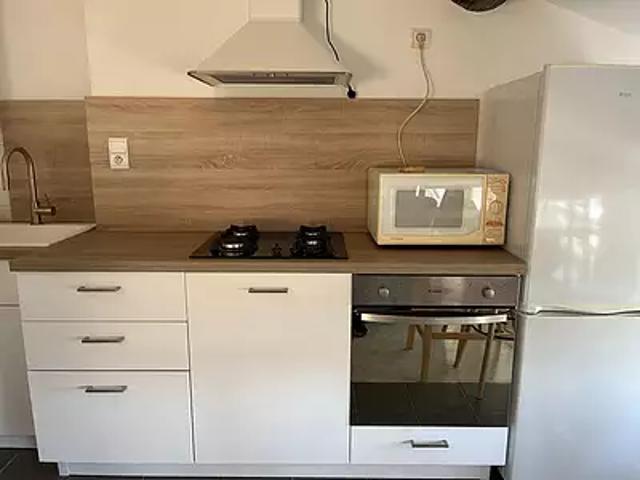 Tournus 71700 Location appartement 3 pièces t3 au dernier étage